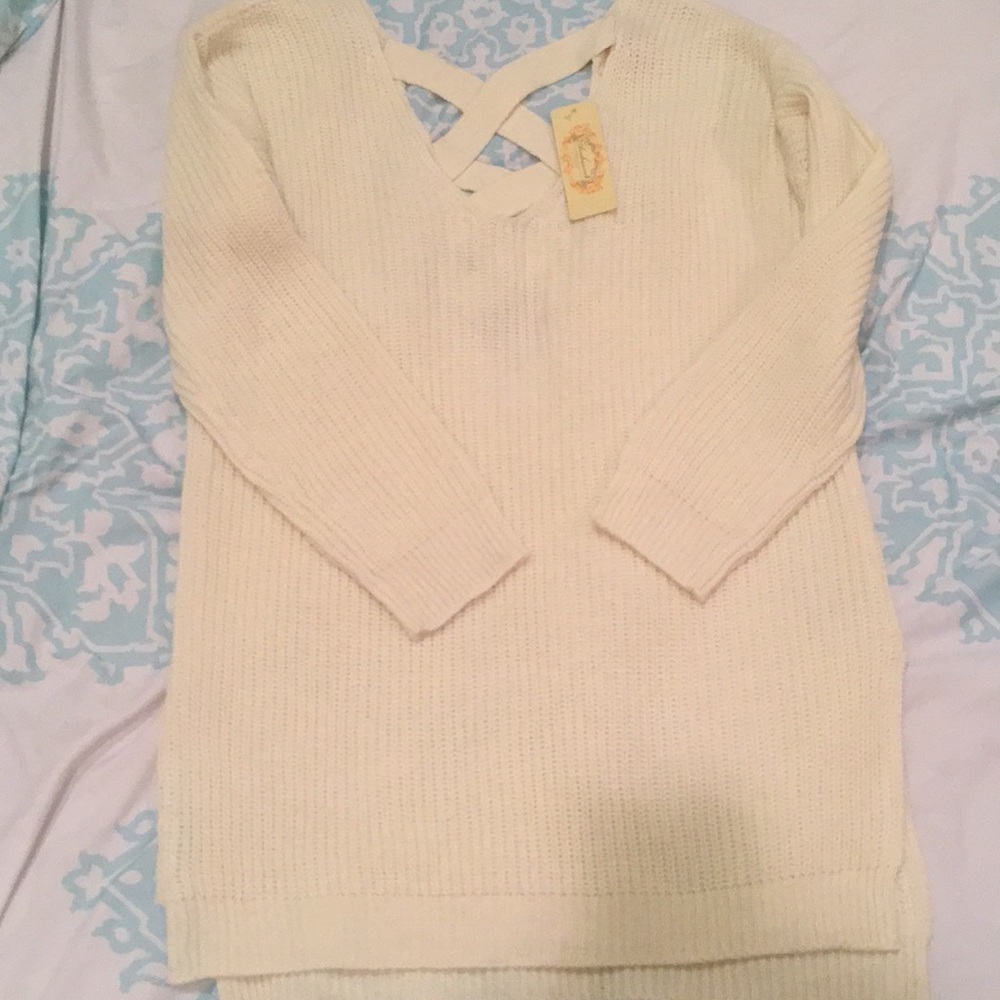 Ivory Lace Back Sweater - Picture 3 of 4